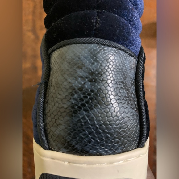NWOT Zara Man Size 9 Navy Blue Quilted Velvet Snake Print Hi-Top Sneakers - Picture 12 of 15